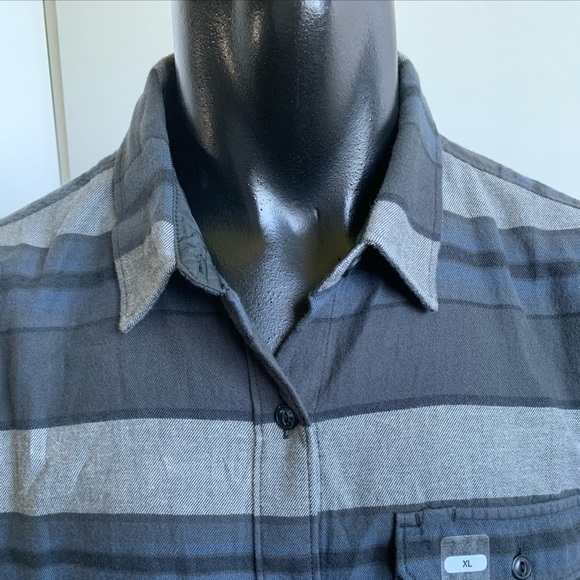 The North Face Berkeley women’s XL gray black LS shirt - Picture 2 of 5